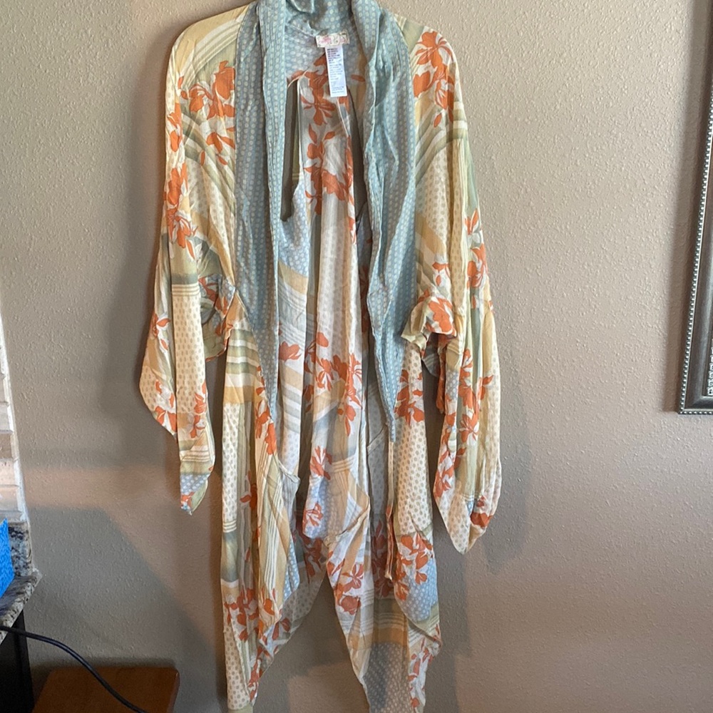 Free People All Tous multi-Color Long Sleeve Shrug